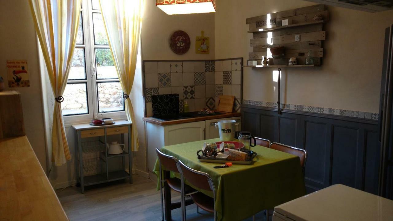 Appartements Ria Sirach Eksteriør bilde